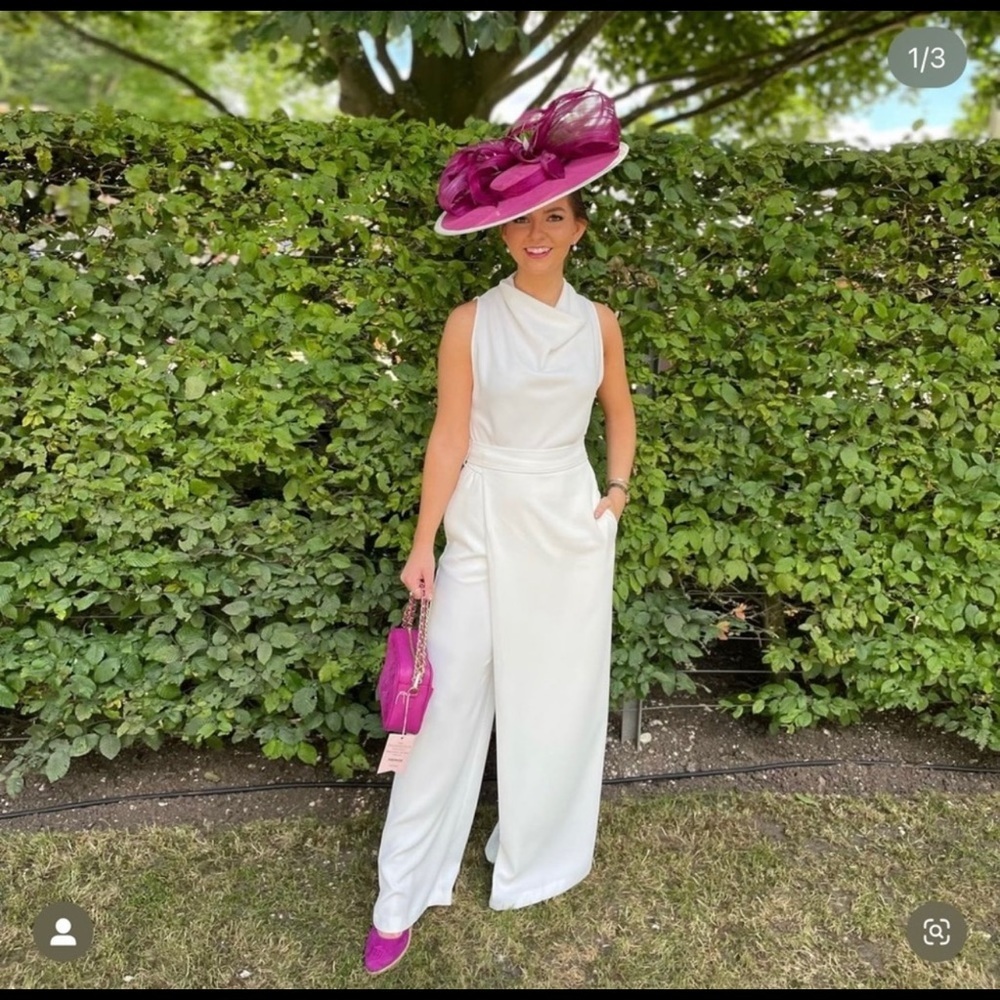 Bloggers fav Zara white jumpsuit
